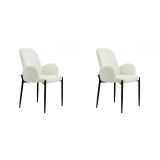 Juego de 2 Sillas con Brazos Tapizadas en Tela Blanca y Patas Metálicas Negras - Medidas 60x57x88 cm